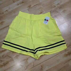 Vtg NWT Sunrays Made in the USA‎ Neon Yellow All Nylon Large Swim Shorts